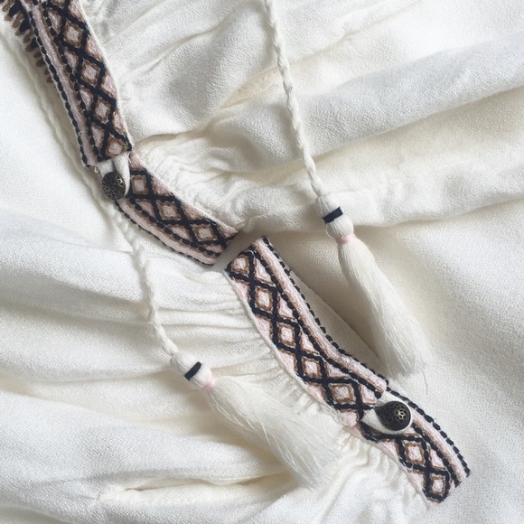 Lucky Brand Embroidered Peasant Blouse - Picture 6 of 8